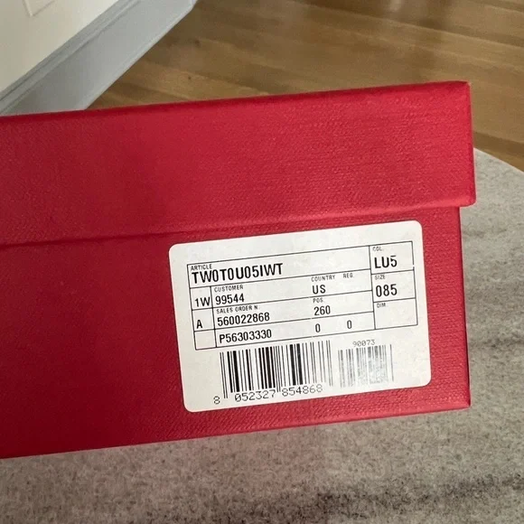 Valentino Garavani VLOGO skinny belt - Picture 9 of 10